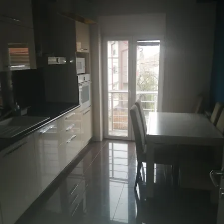 شقة Three Bedroom In Attractive Location سكوبجي